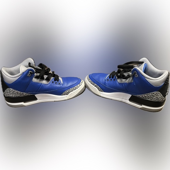 Jordan 3 Retro - Varsity Royal Cement - Picture 4 of 11